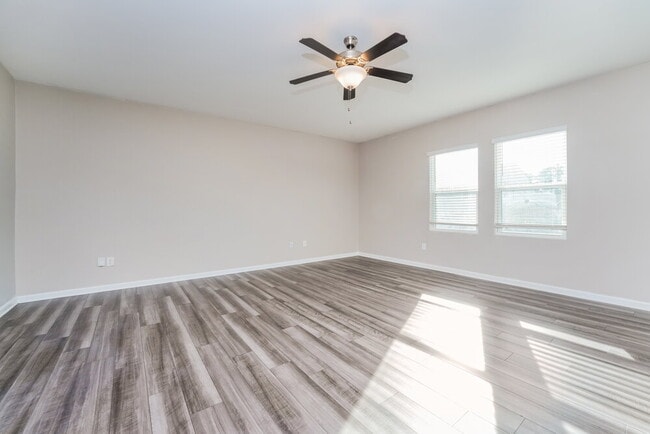 Photo - 3813 Ramsay Pass