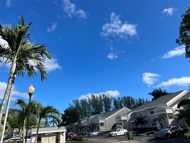 Photo - 2604 SE 21st Ct Unidad A 202
