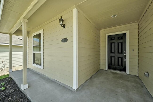 Photo - 224 Rollingwood Dr