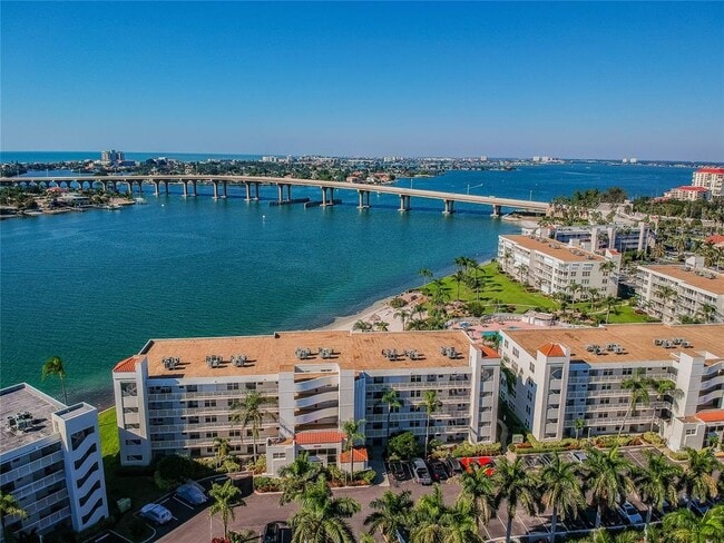 Building Photo - 6061 Bahia Del Mar Cir Unit 347 Rental