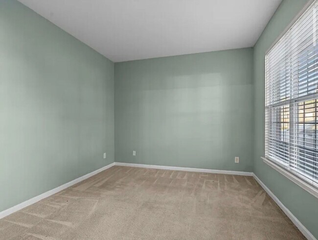 Photo - 5/3 Available Now in Riverside School District!