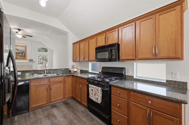 3907 Bridgeberry Ct