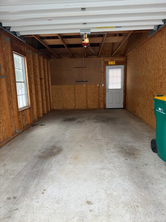 Photo - 2115 Wexford Rd