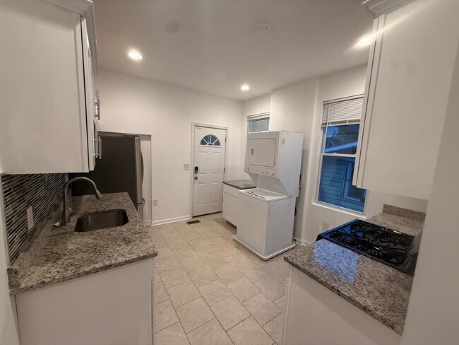 Photo - 5116 Gwynn Oak Ave Unidad 1