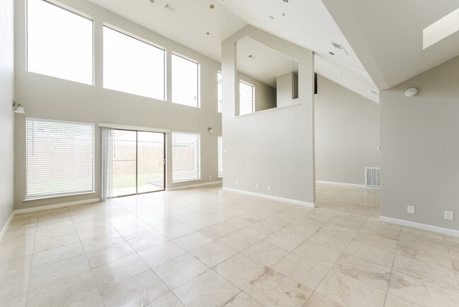 Photo - 10722 Shawnbrook Dr