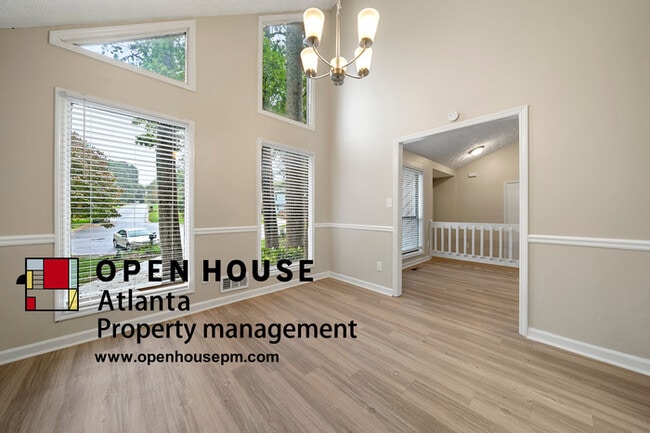 Photo - 2050 Candlewood Ct NE, Marietta