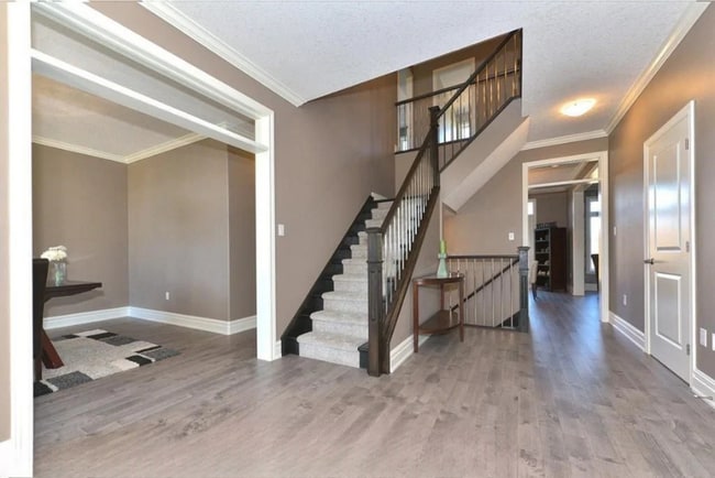 Photo - Executive Home for Rent in South London – Available August 1st