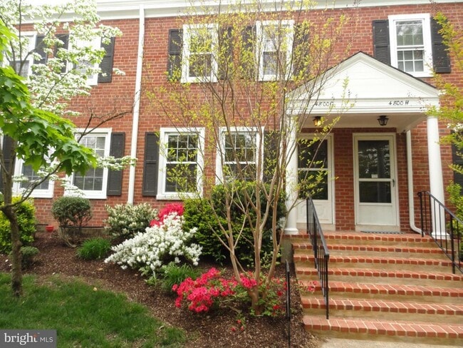Photo - 4800 S 28th St Townhome