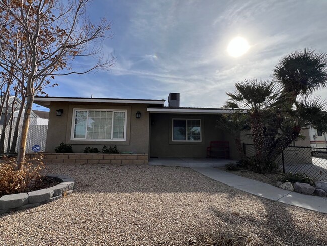 Beautifully remodeled 2 Bedroom 2 Bathroom... - Beautifully remodeled 2 Bedroom 2 Bathroom... Casa