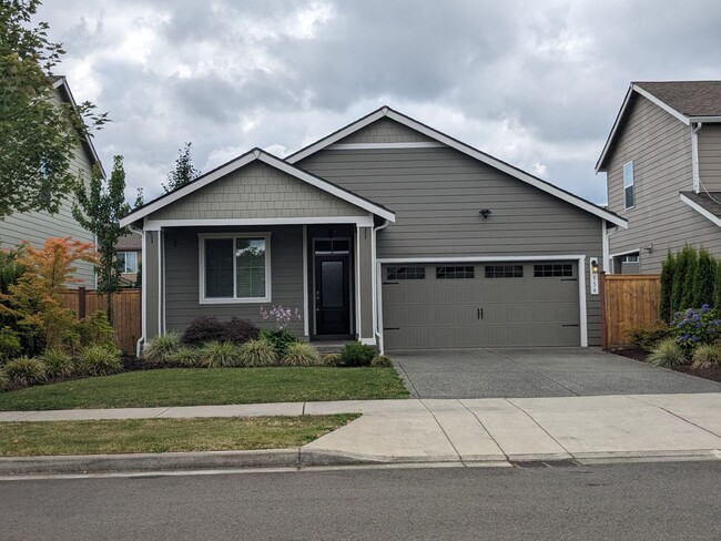 Beautiful 3 Bed 2 Bath Home in Enumclaw - Beautiful 3 Bed 2 Bath Home in Enumclaw