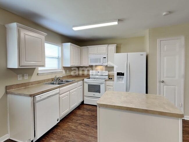 Photo - 4411 Thistle Pond Ct