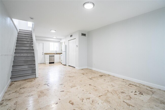 Photo - 2180 Bay Dr Unit 4A