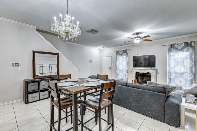 Photo - 17421 Red Oak Dr Unit 7421