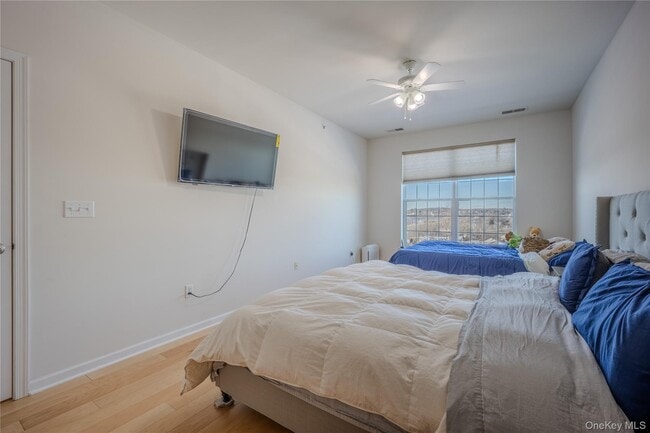 Photo - 2216 Bennington Dr