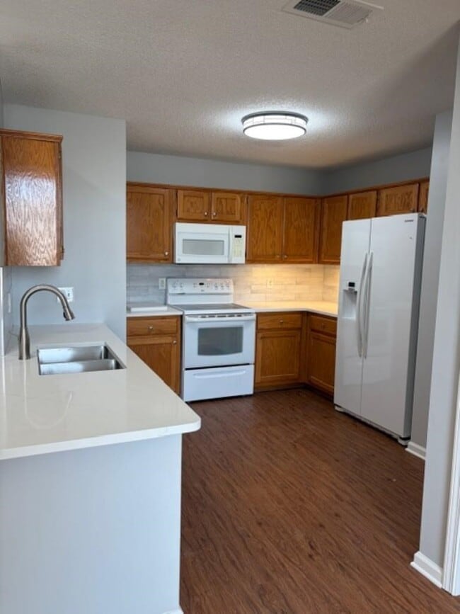 Photo - 1139 Breezy Valley Dr