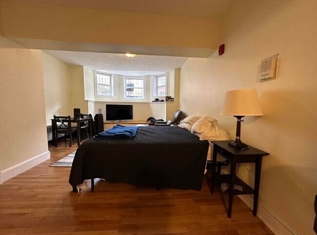 Photo - 298 Marlborough St Unit 1