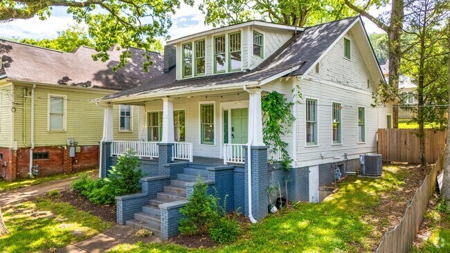 Building Photo - Charming 1920s Gem in the Heart of St. Elm... Rental