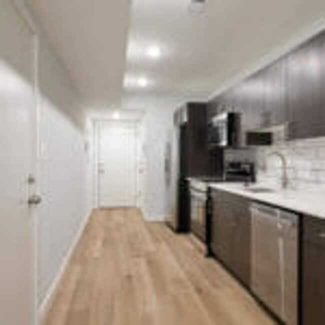 Photo - 645 Brooklyn St Unit A