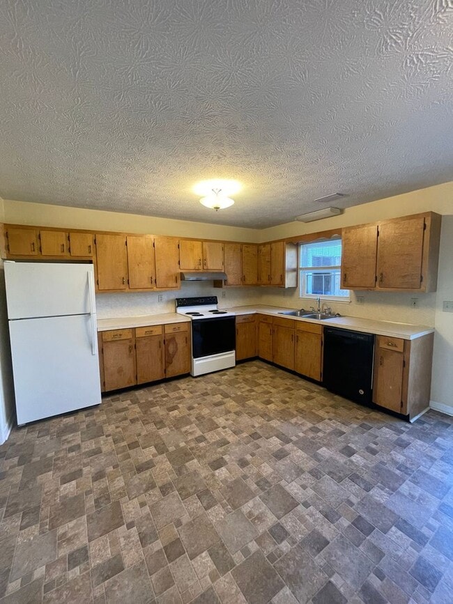 Photo - Townhouse for Rent in Broadway
