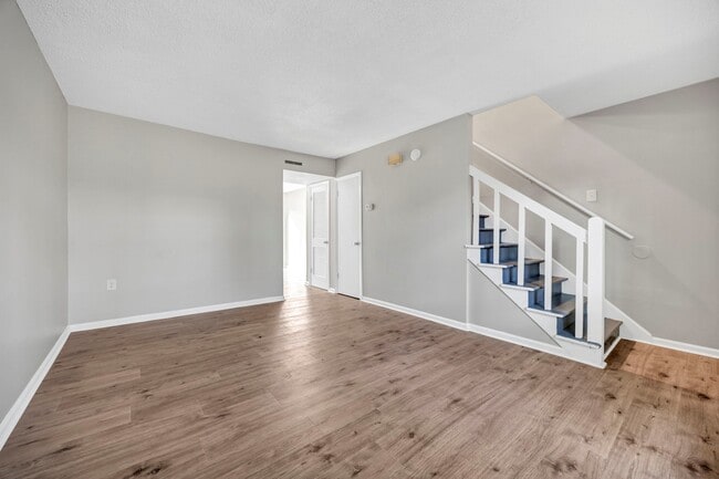 Photo - 815 Raleigh St