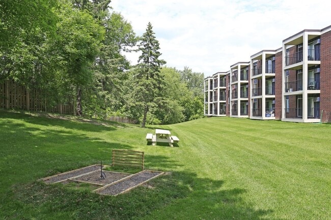 Photo - Century Ridge