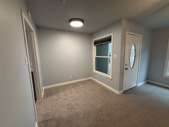 Photo - 38 Wellford St