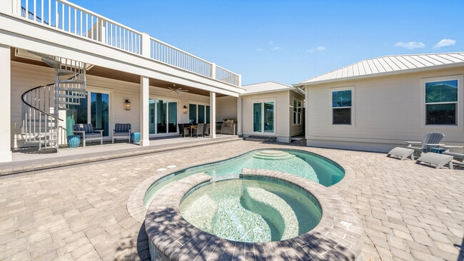 Photo - 28 Pelican Glide Ln