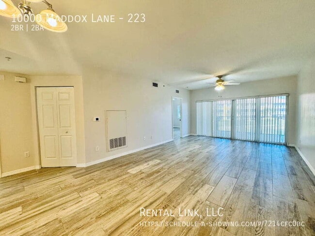 Photo - 10000 Maddox Ln Unidad 223