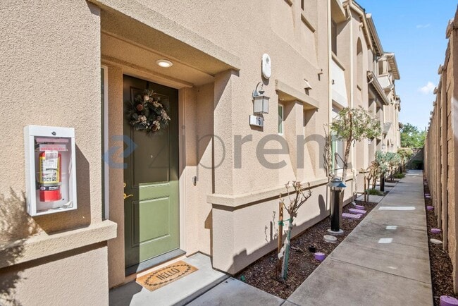 Photo - 15 Lisbon Ln