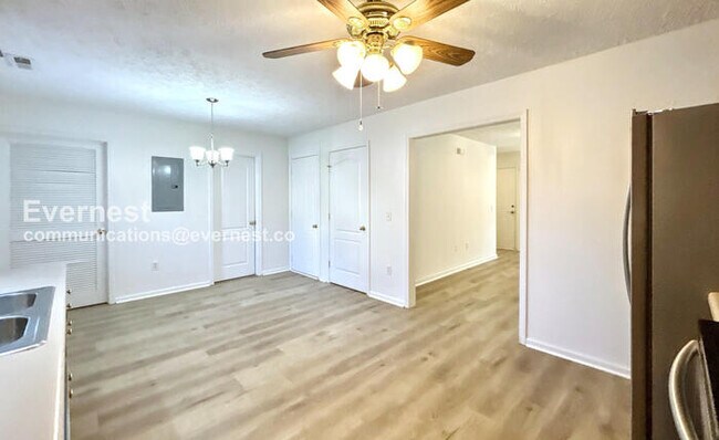 Photo - 720 William Howard Pl Casa