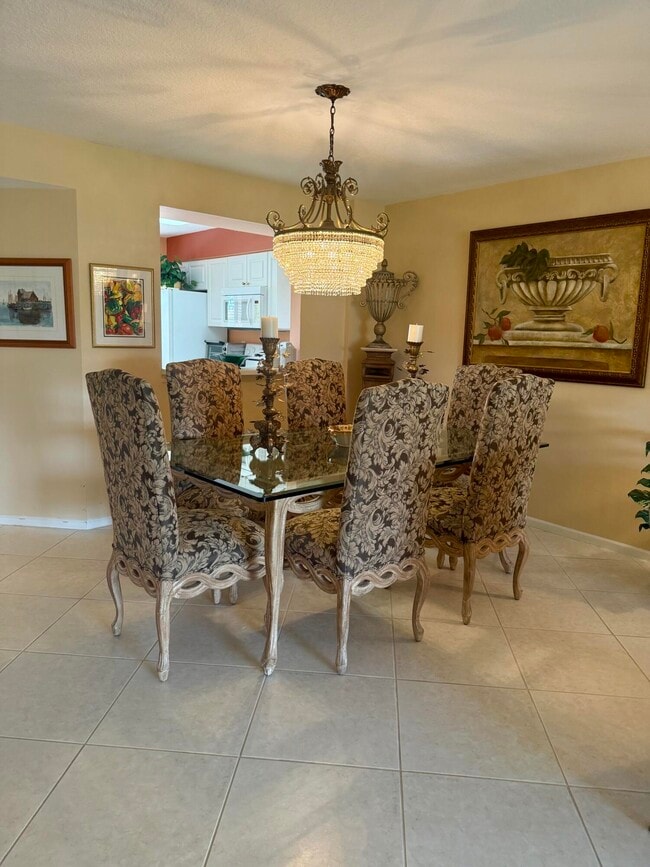 Building Photo - 12529 Imperial Isle Dr Unit 403