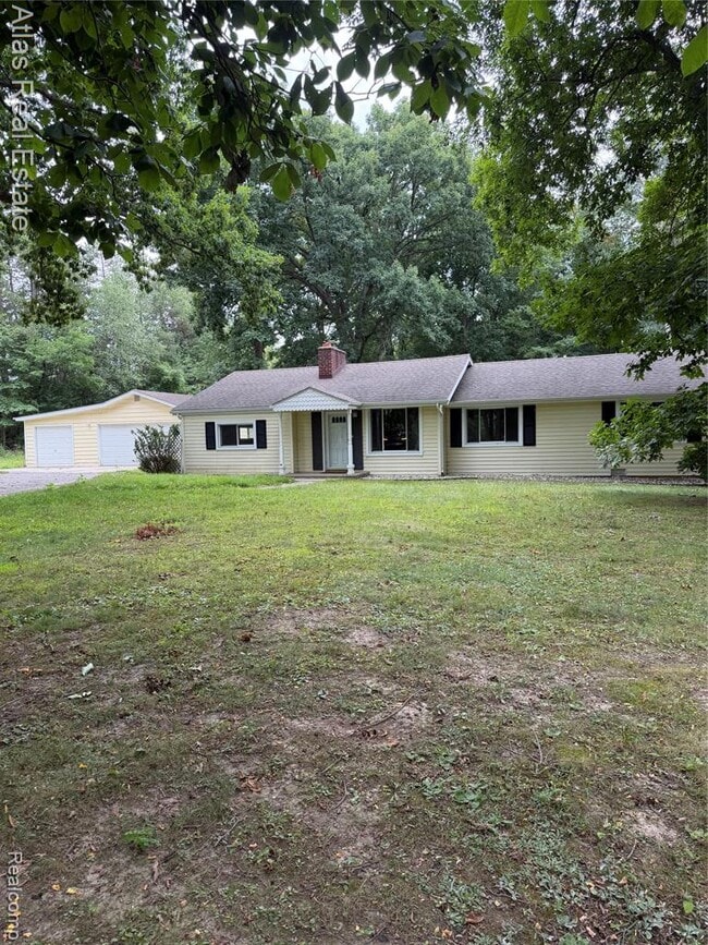 Building Photo - 10492 Horton Rd