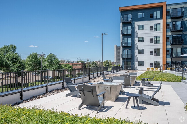 Fire Pit - Oaks Pentagon Village