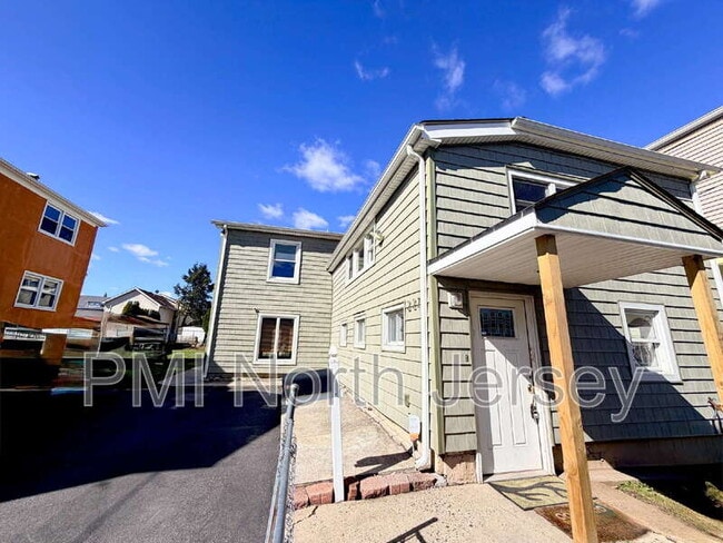 Photo - 227 Washington Ave