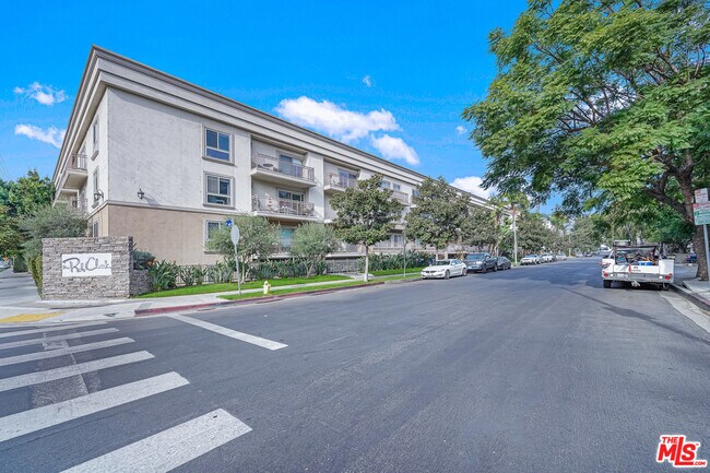 Photo - 141 S Clark Dr Condo Unit 408