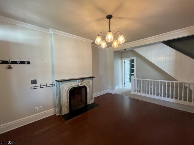 Photo - 182 Morris St Unit B