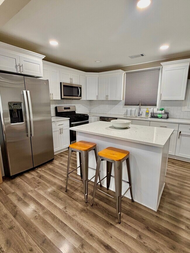 Photo - 333 Sauk Trail