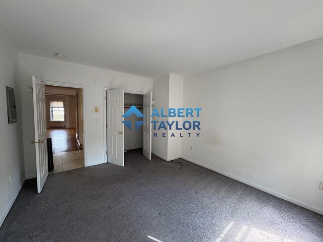 Photo - 1750 Washington St Unidad 10