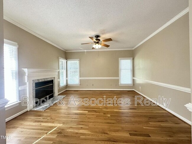 Photo - 5704 Harrington Grove Dr Casa