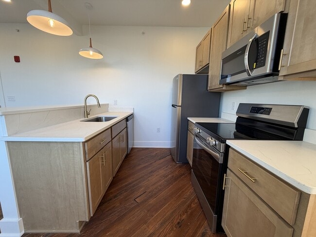 Photo - 901 Fifth Street - 302