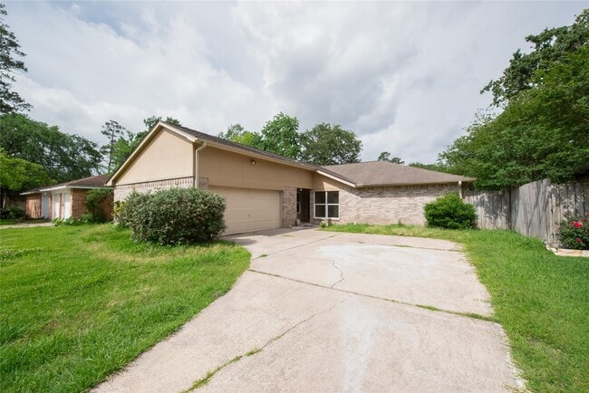 Building Photo - 16774 Glen Eagle Dr N Rental