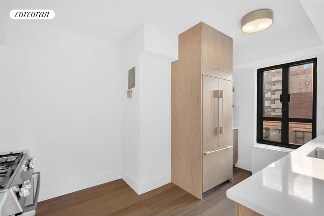 Photo - 501 E 87th St