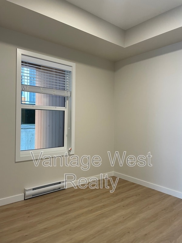 Photo - 685-685 Boynton Pl