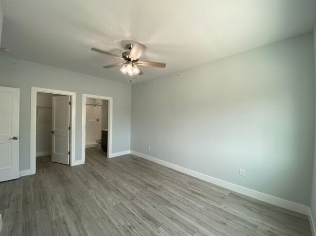 132 E University