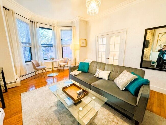 282 Washington St Unit 3