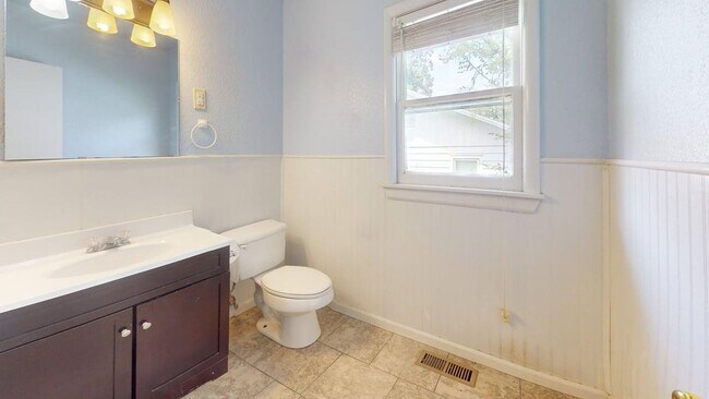 Photo - 1313 Vieux Dr