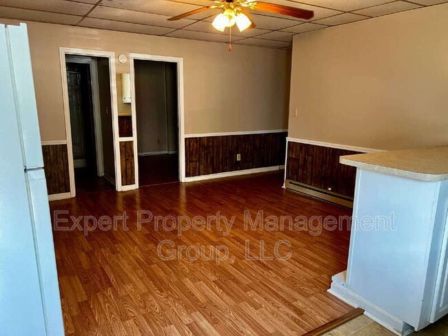 Photo - 103 Winterlochen Dr Unit B