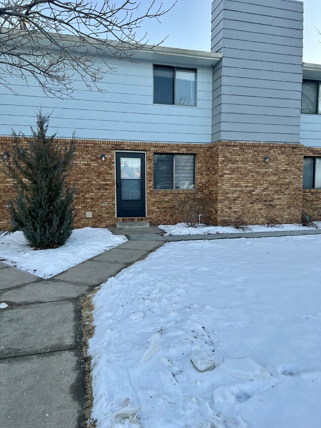 "Cozy 2-Bed Condo with Fireplace Oasis in ... - "Cozy 2-Bed Condo with Fireplace Oasis in ...