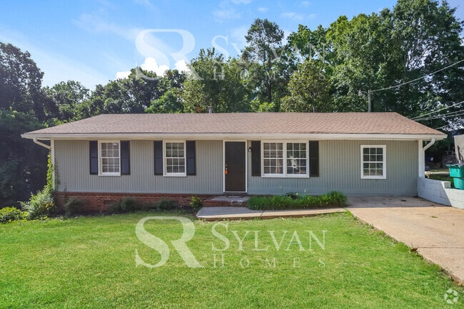 Building Photo - You are exactly where you ought to be! Rental