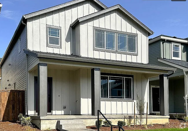 Building Photo - Gorgeous Brand New 4 Bedroom Home Located ...